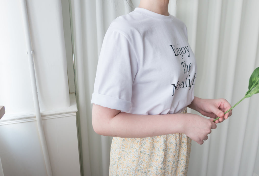 Moon Bathing 浪漫詩句文字,Tee/ TP8776 (honeydew sold out)