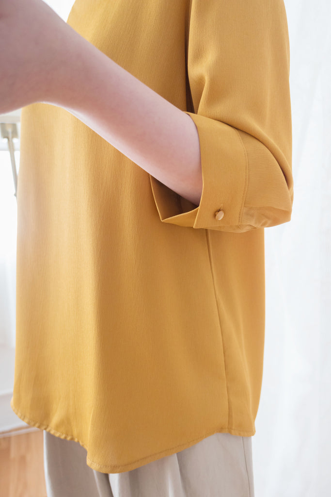 Mustard Twist 芥末黃開領扭紋帶雪紡上衣, Blouse/ BU8838