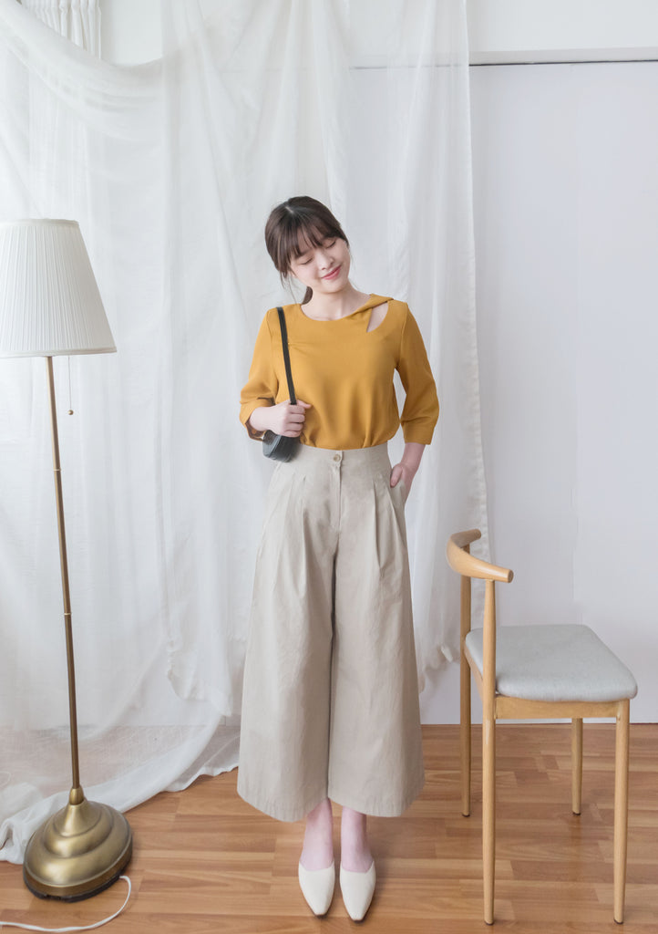 Mustard Twist 芥末黃開領扭紋帶雪紡上衣, Blouse/ BU8838