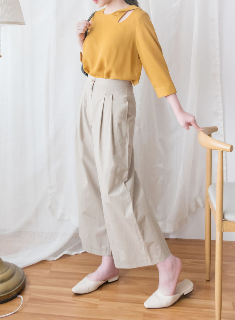 Mustard Twist 芥末黃開領扭紋帶雪紡上衣, Blouse/ BU8838