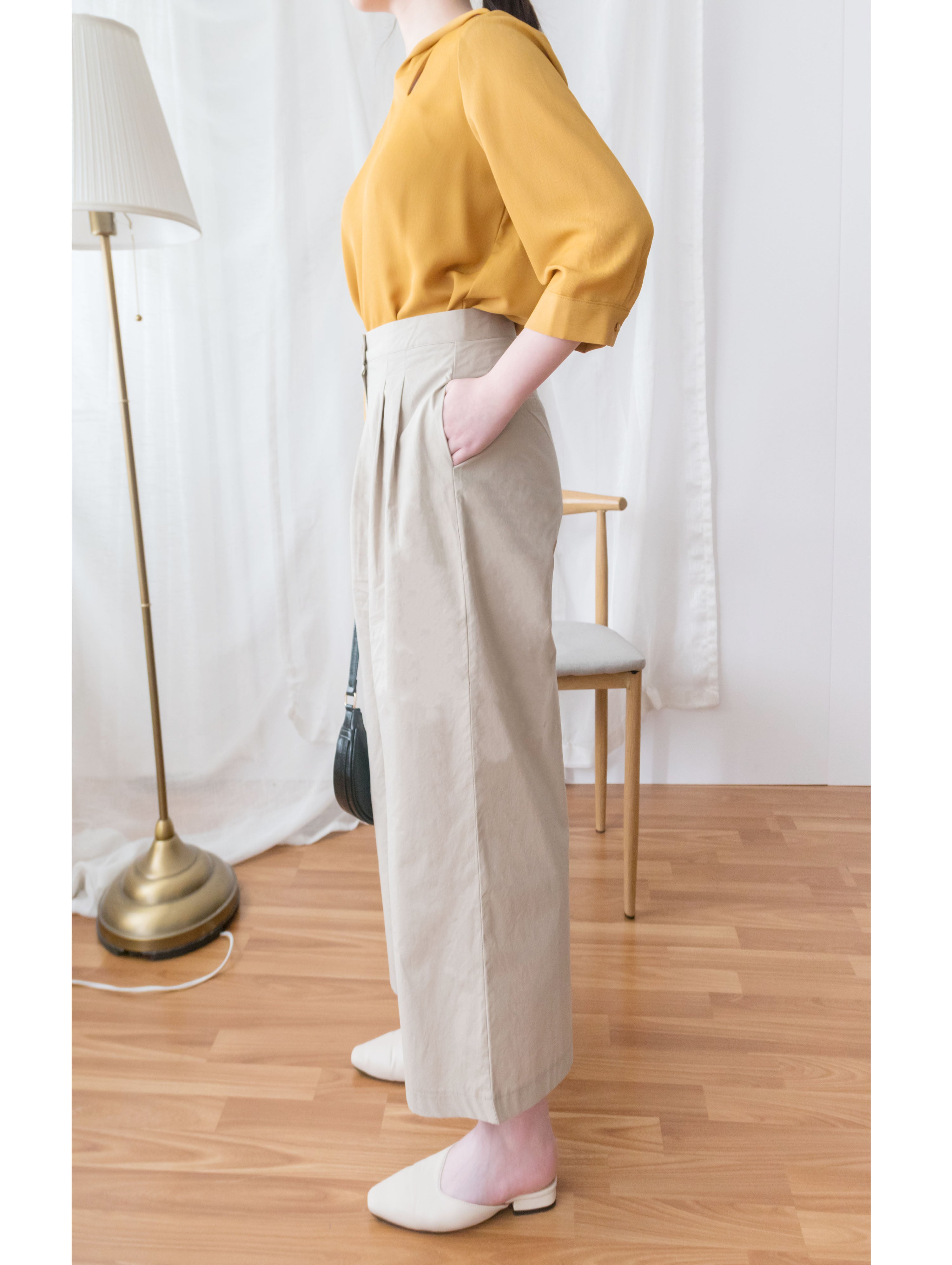 Mustard Twist 芥末黃開領扭紋帶雪紡上衣, Blouse/ BU8838