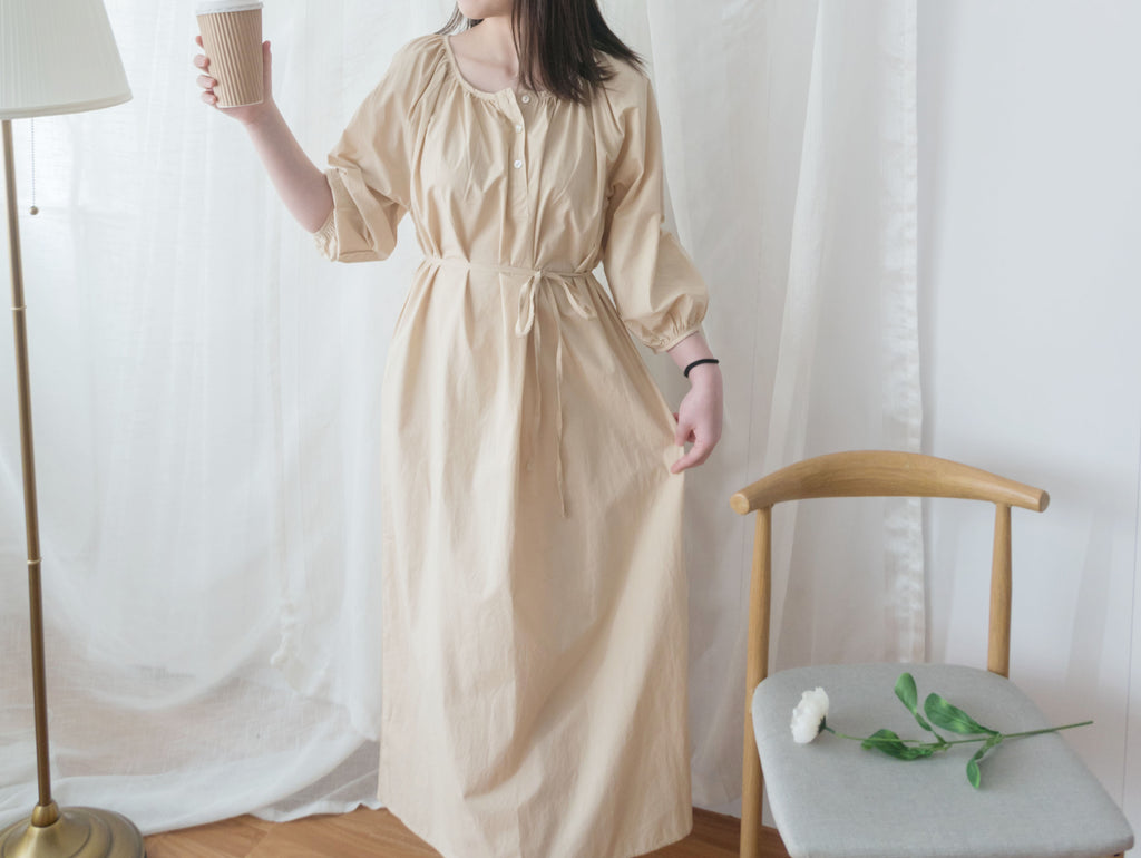 Fall in... 淺杏色車皺開圓領修腰, Dress/ DS9100