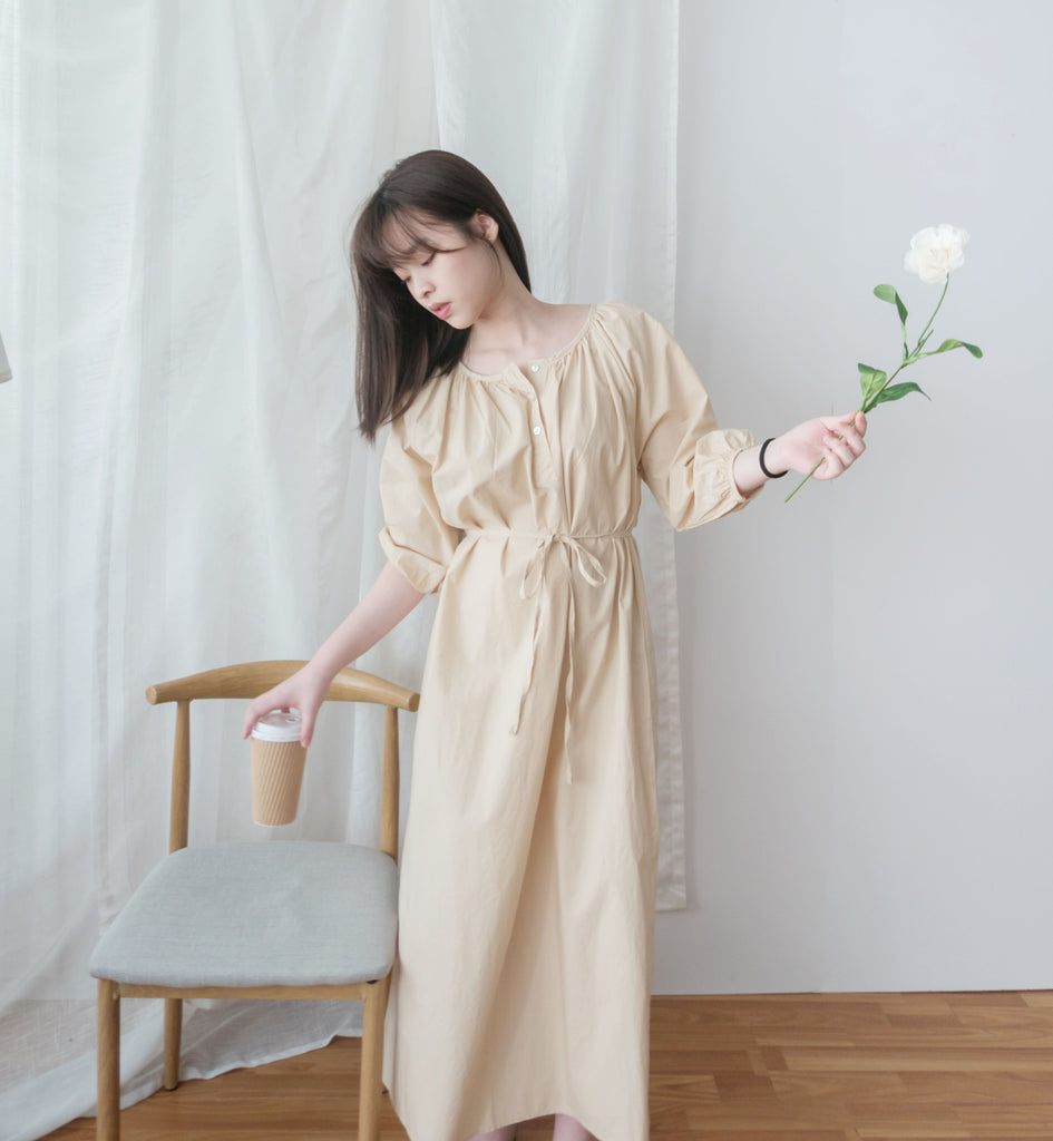 Fall in... 淺杏色車皺開圓領修腰, Dress/ DS9100