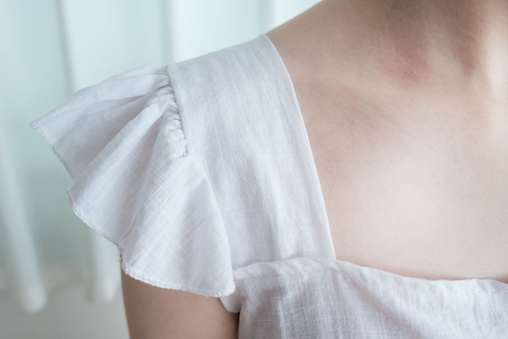 Ruffle 方領小袖高腰線, Blouse/ BU8831 (white sold out)