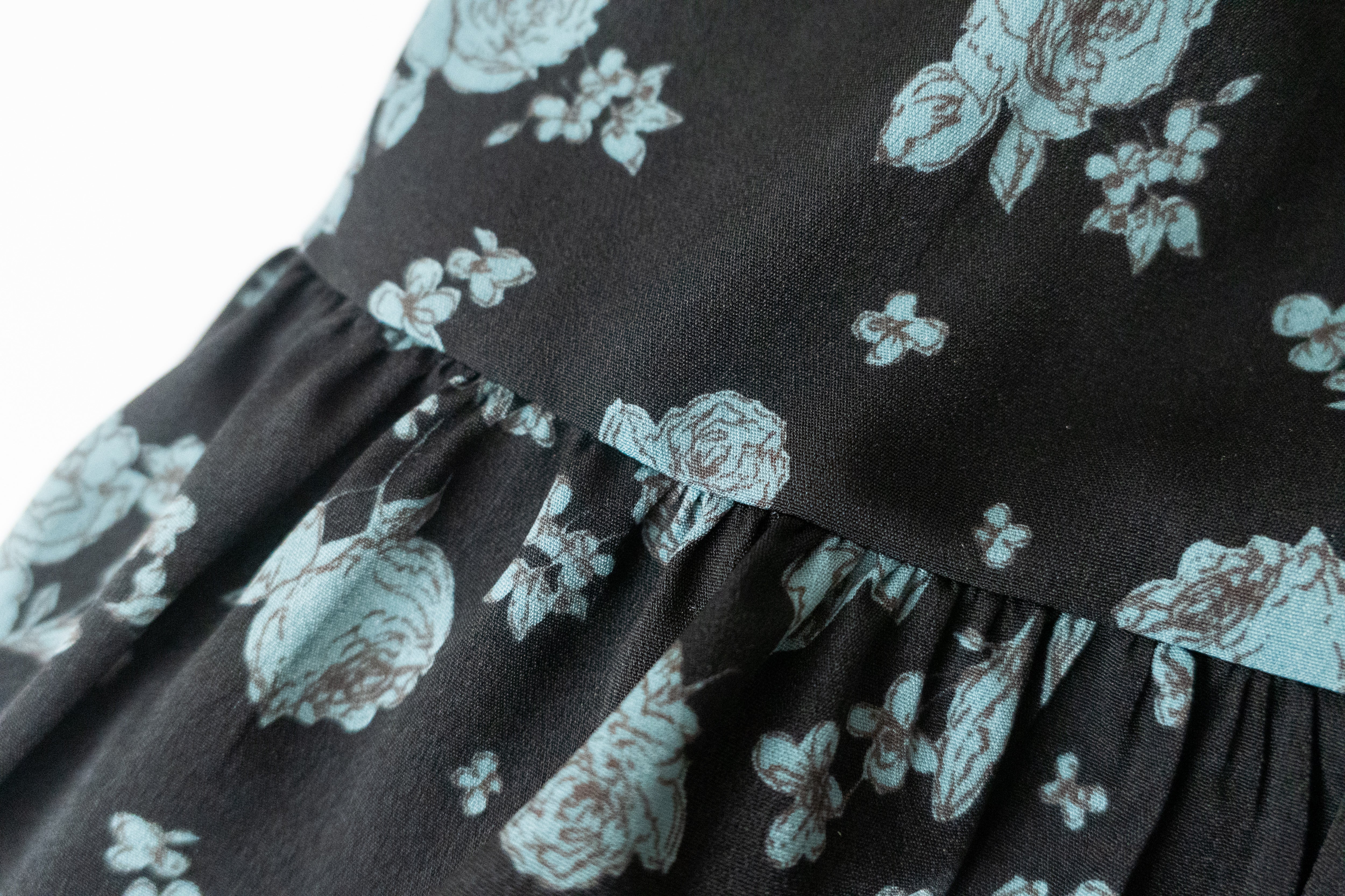 Lisianthus 黑色線條桔梗雙層傘裙(褲裡), Skirt/ SK8629