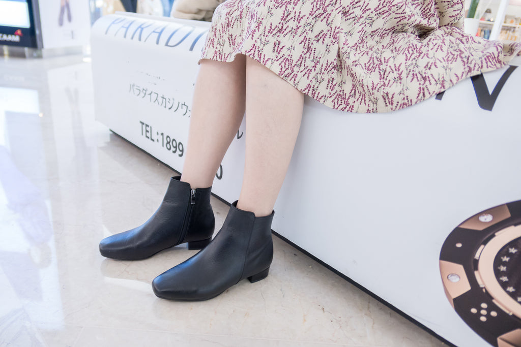 SoftWalk, Leather Short Boots/ SH8071