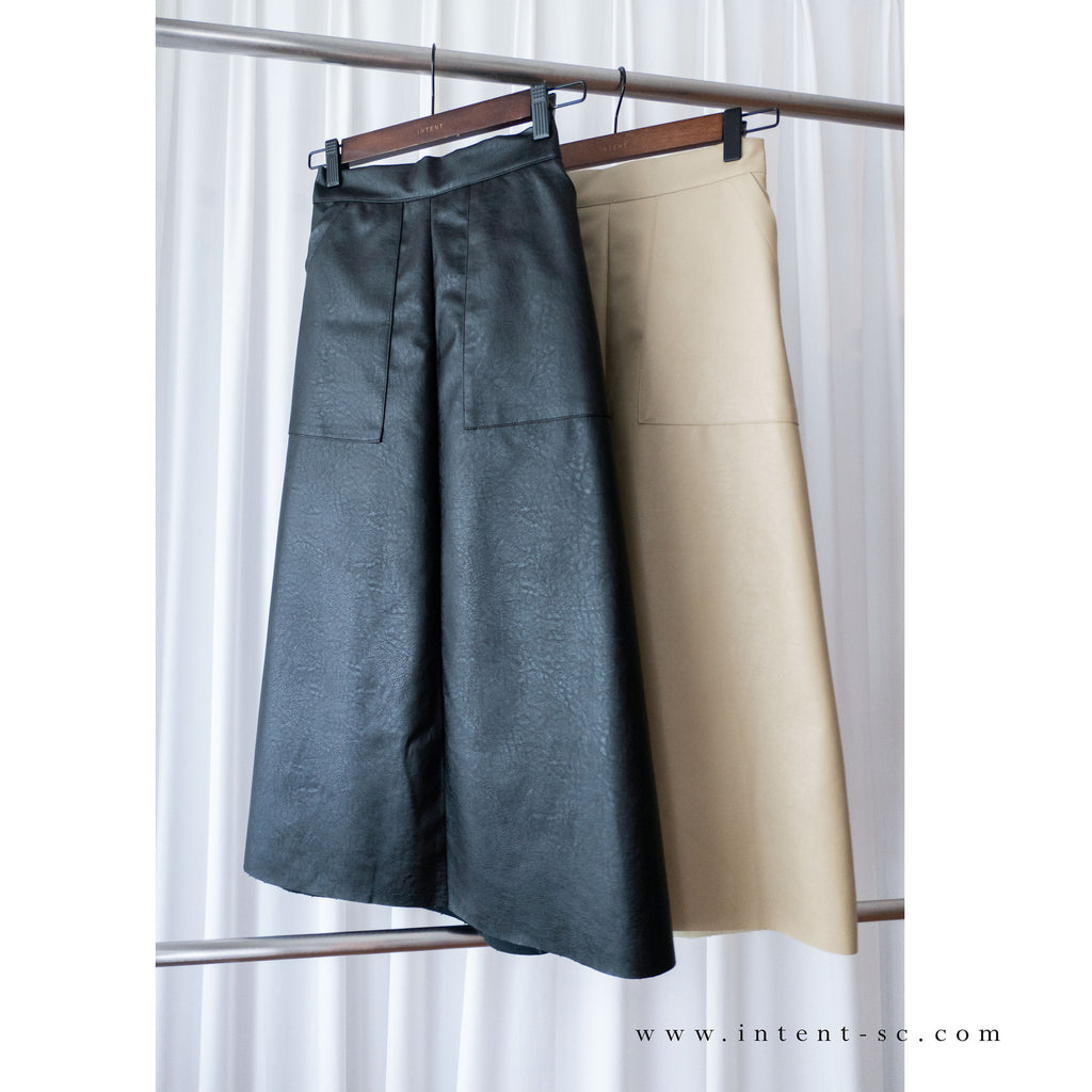 Faux Leather 簡約皮感雙口袋半身裙, Skirt/ SK8646