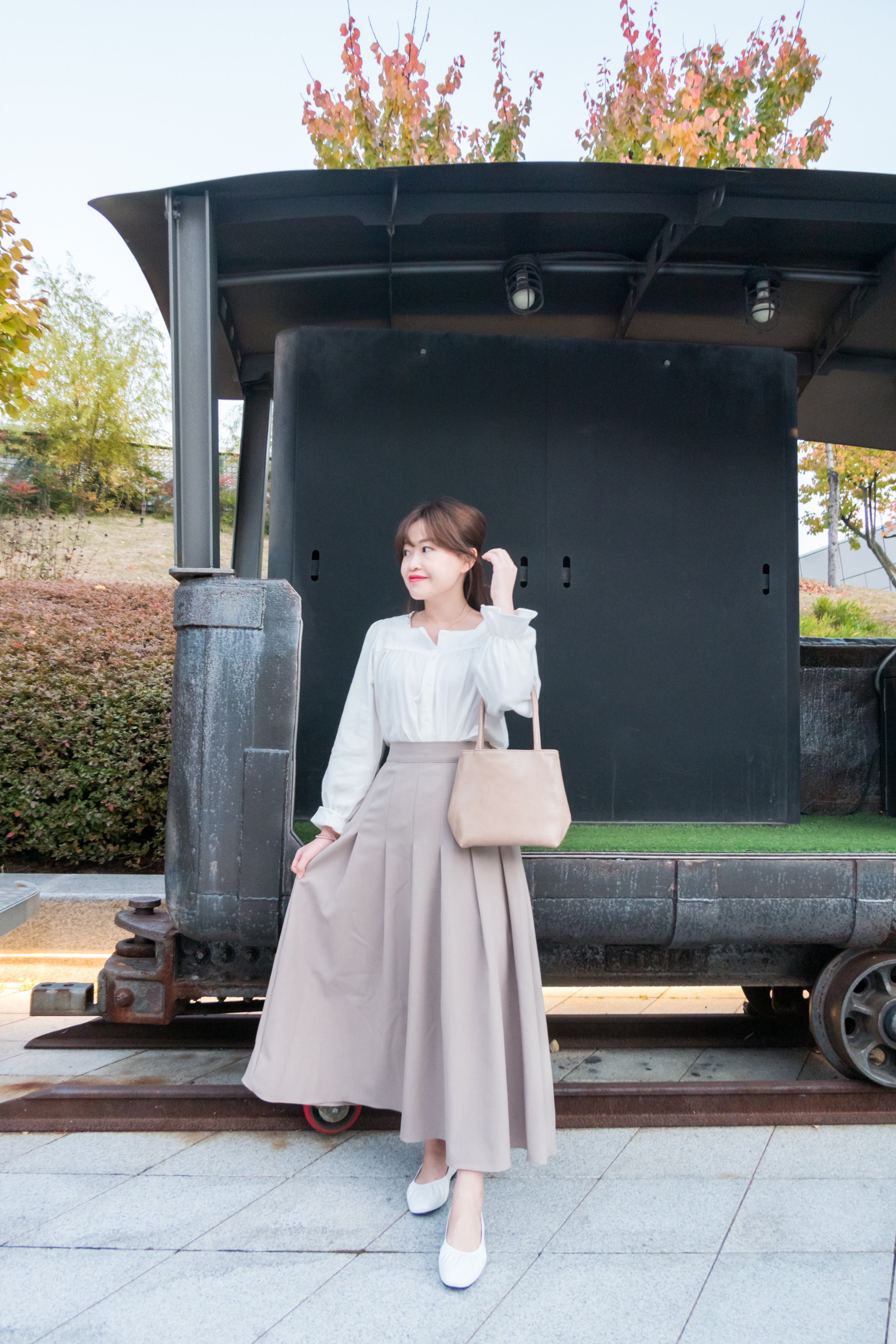 Bottom Pleated 奶茶杏顯瘦下百褶傘形, Skirt/ SK8654