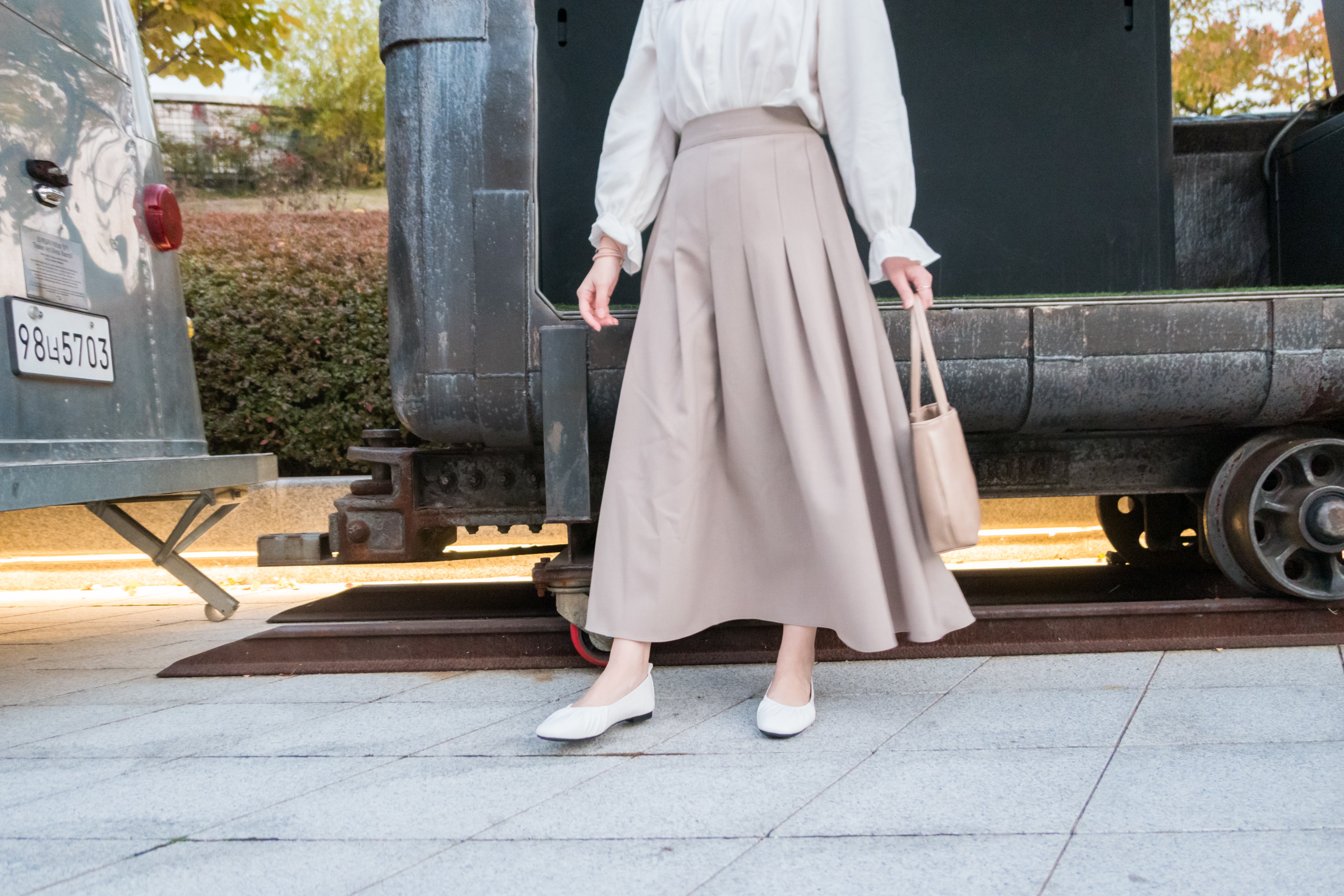 Bottom Pleated 奶茶杏顯瘦下百褶傘形, Skirt/ SK8654