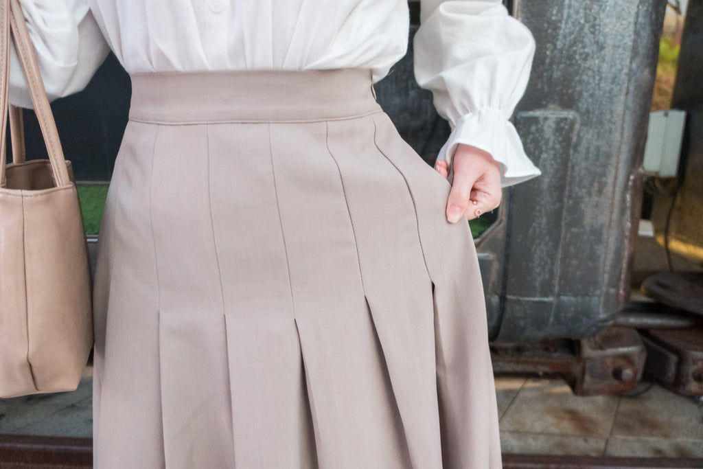Bottom Pleated 奶茶杏顯瘦下百褶傘形, Skirt/ SK8654