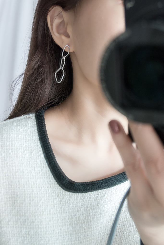Silver made, loops earrings/ ER8276