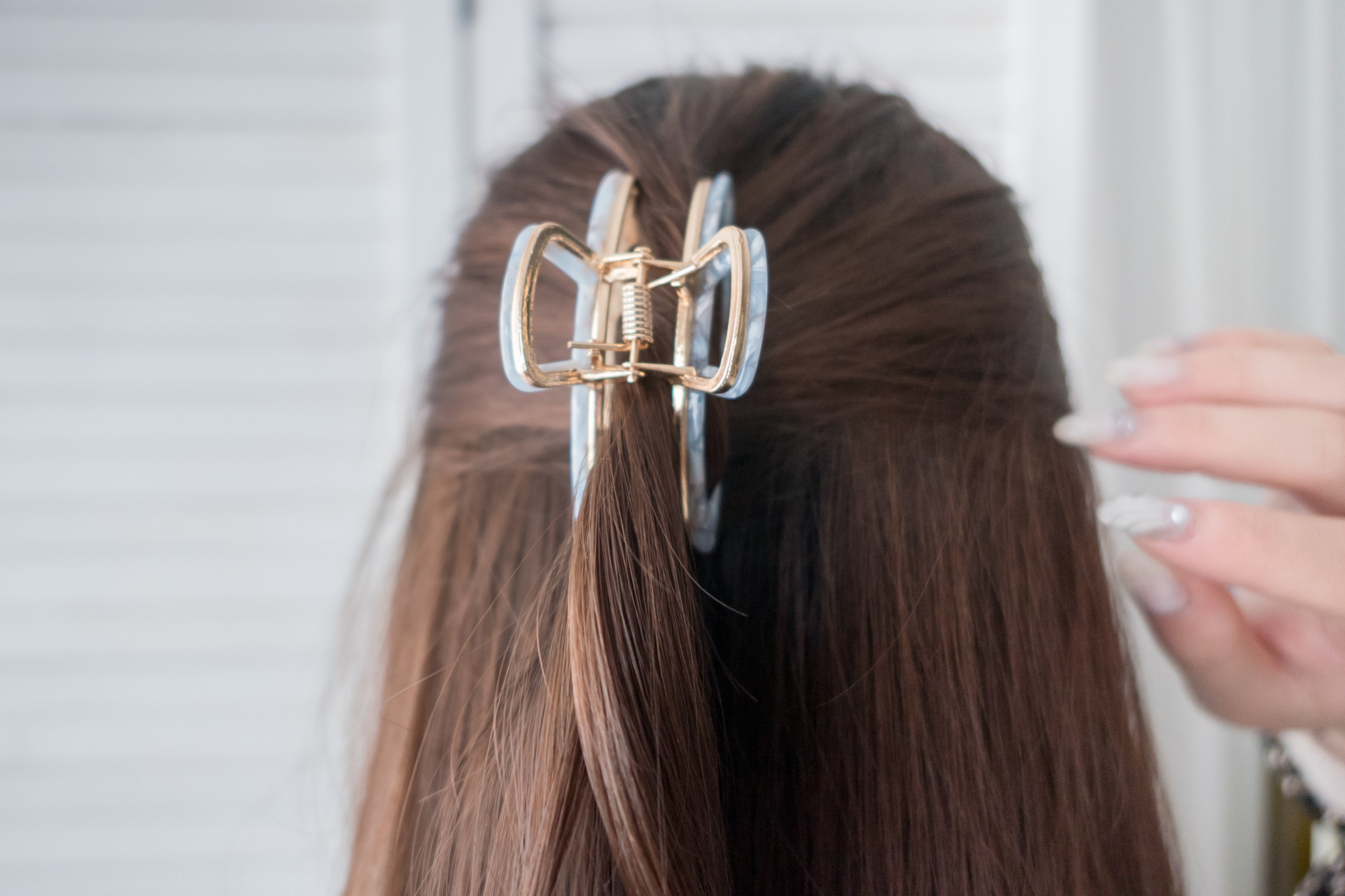 Half Moon, Clip/ HA8117
