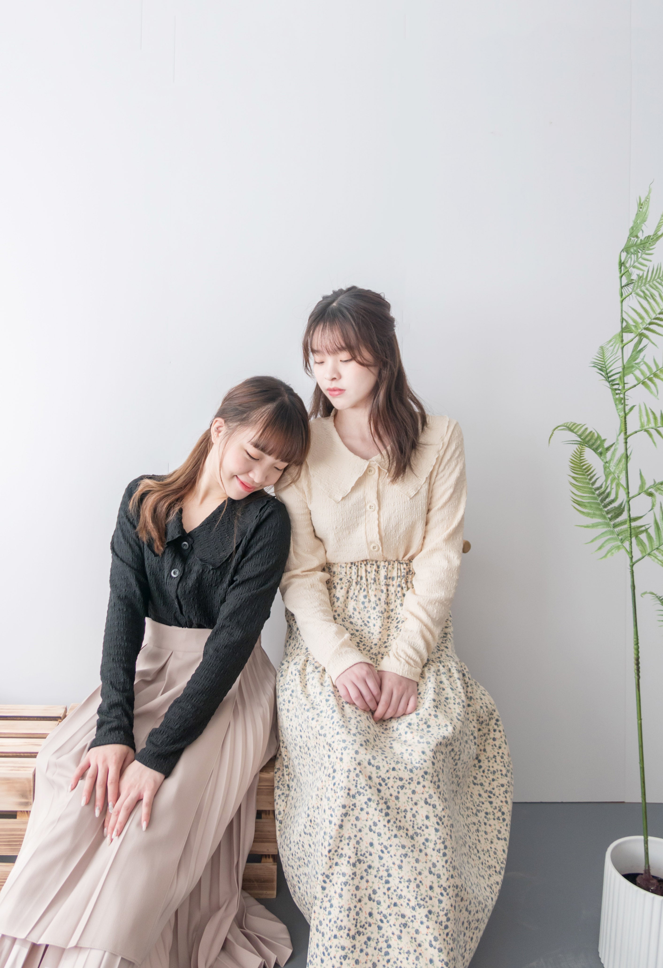 Spliced Pleated 雙色拼百褶口袋半身裙, Skirt/ SK8657 (深淺杏 Beige sold out)