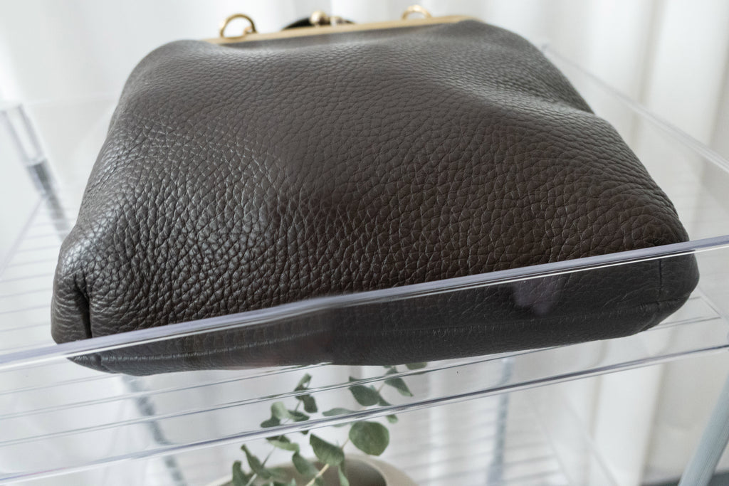 大容量真皮口金包, Bag/ BG8087 (brown sold out)