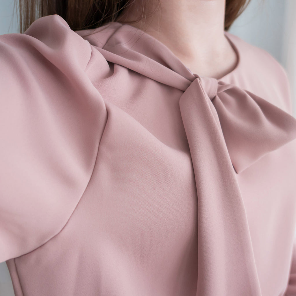 Side Scarf 簡約側蝴蝶領帶, Blouse/ BU8870 (white sold out)