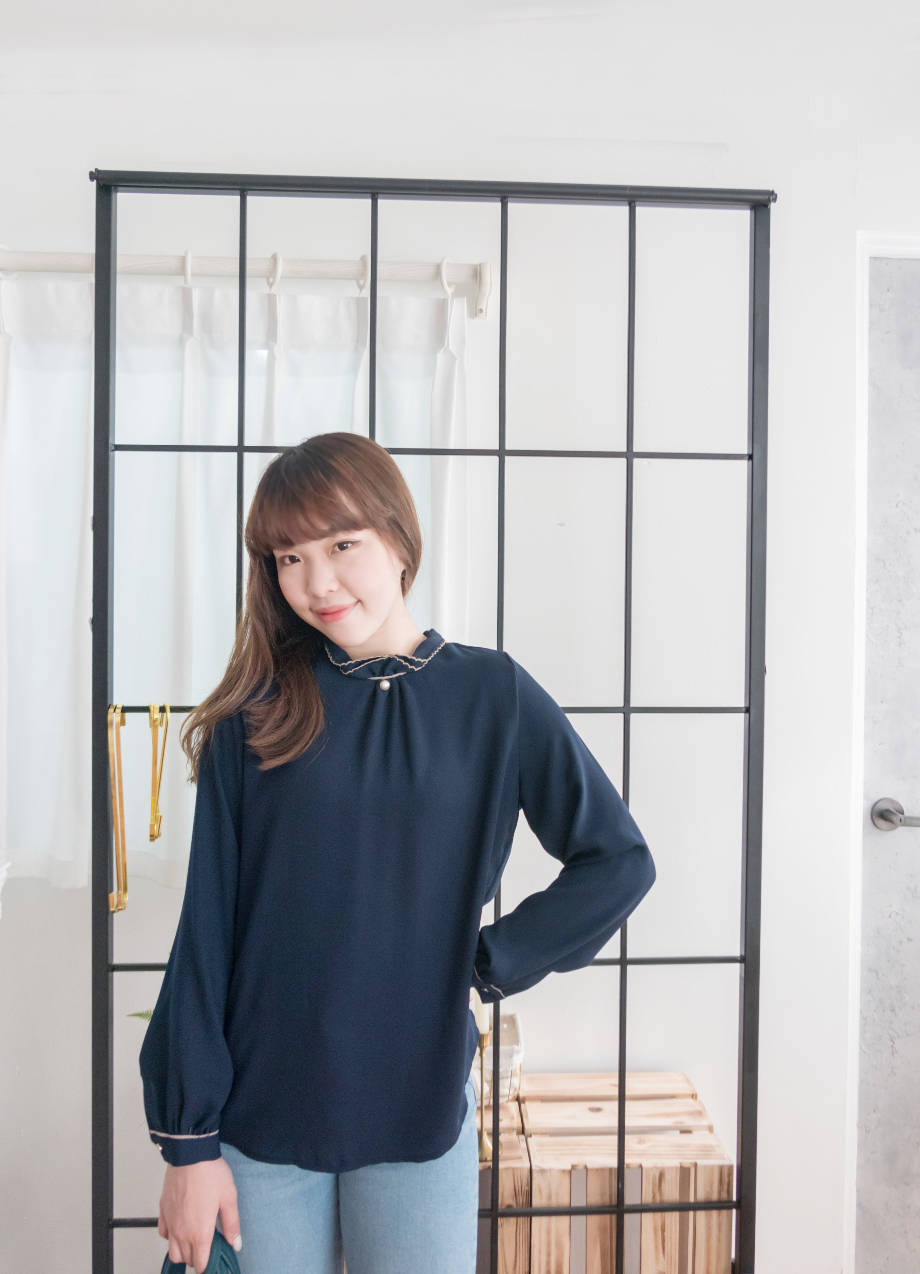 Ruffle Collar 氣質雪紡線條花邊珍珠領口, Blouse/ BU8885 (navy sold out)