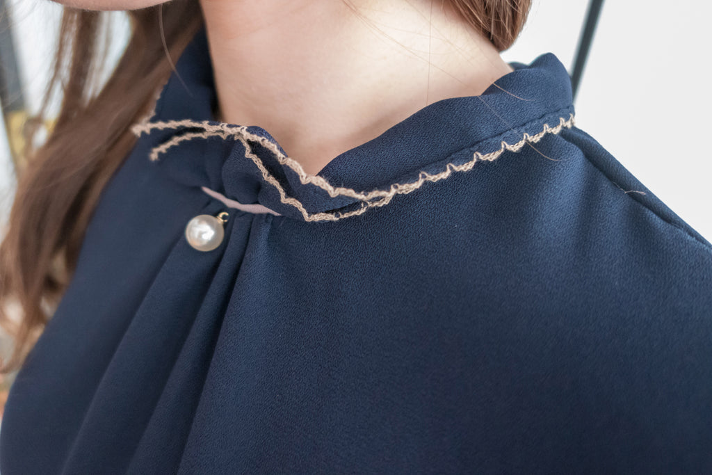 Ruffle Collar 氣質雪紡線條花邊珍珠領口, Blouse/ BU8885 (navy sold out)