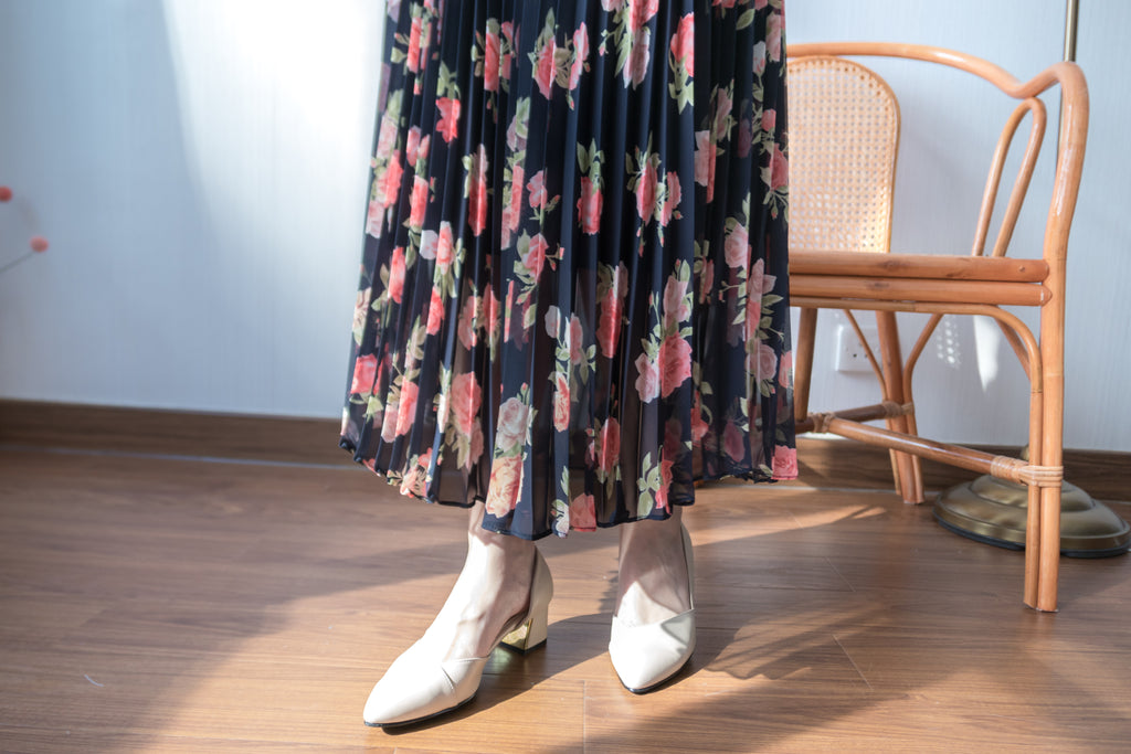 Passionate Rose 深藍色玫瑰印花層次感百褶裙, Skirt/ SK8349