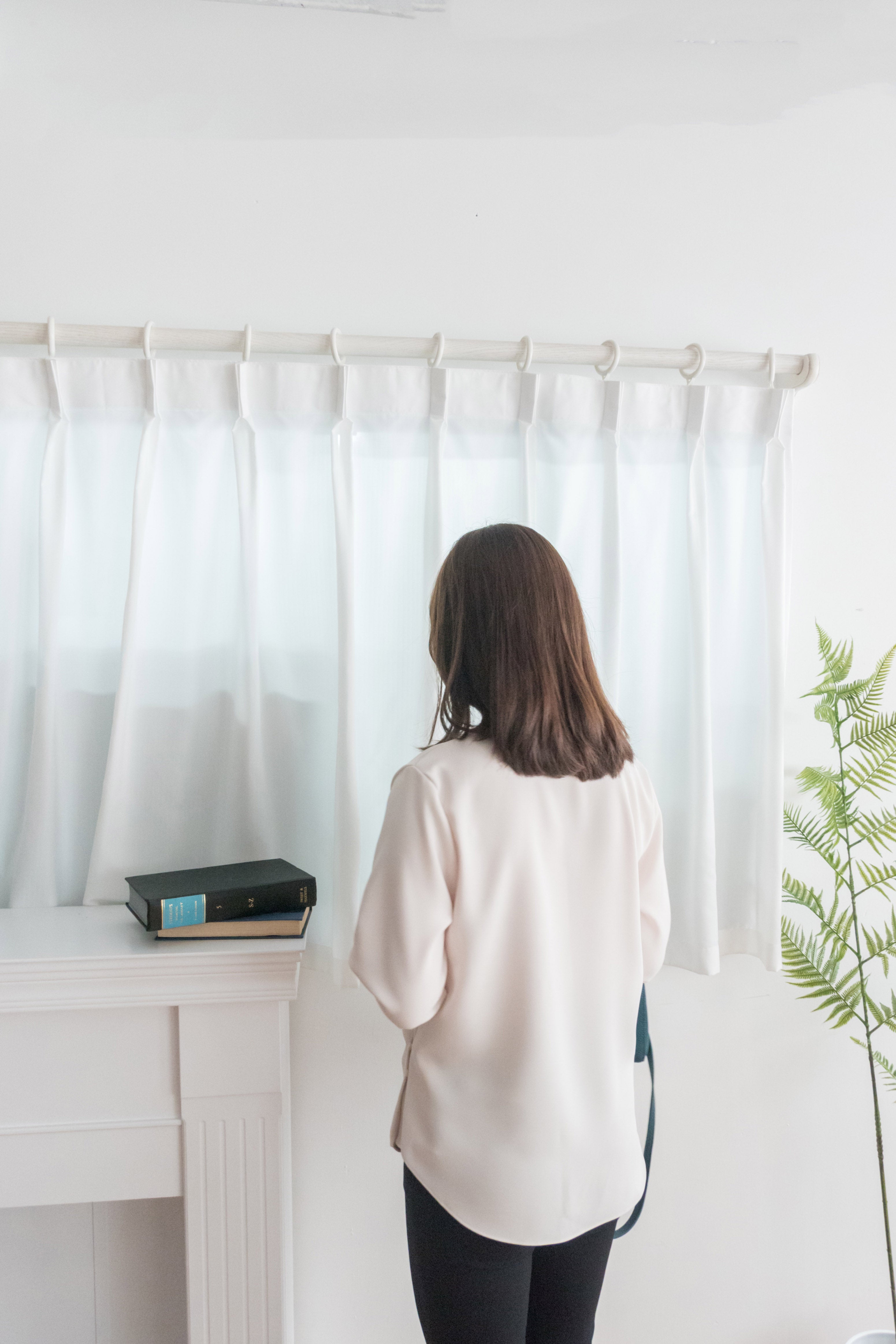 Floral White 垂感包裹式側鈕扣, Blouse/ BU8865