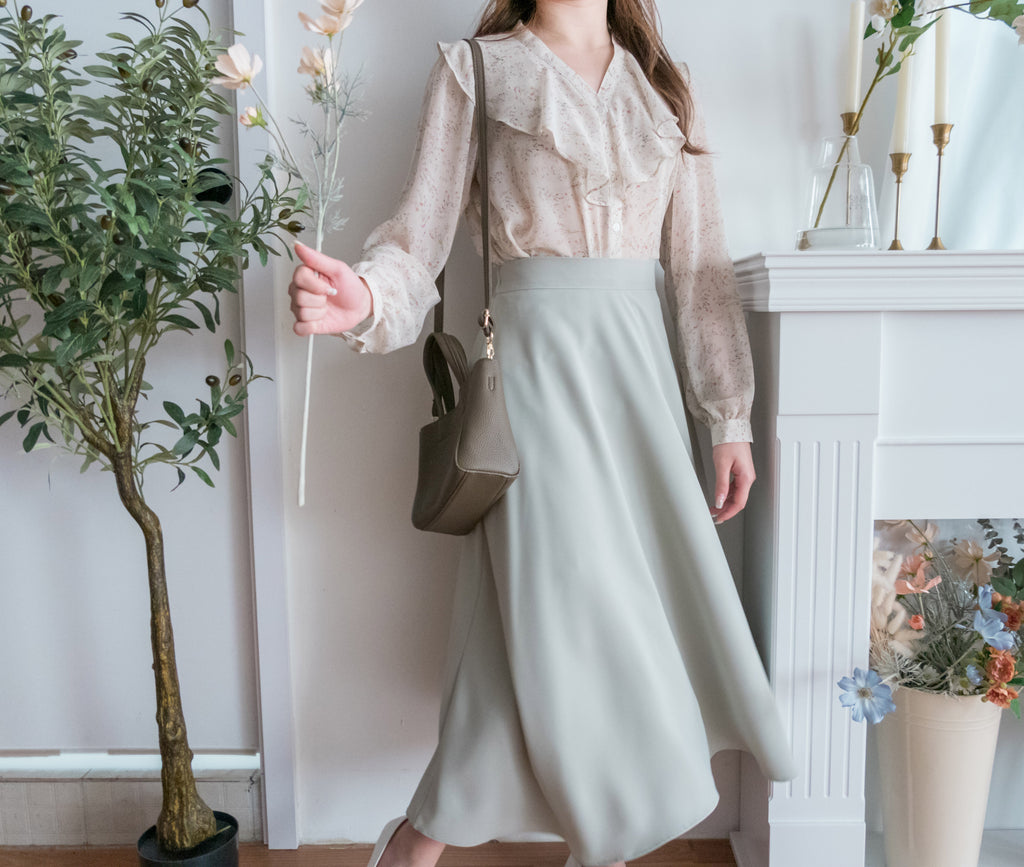 Silk Smooth 四色絲滑質料顯瘦傘形長裙, Skirt/ SK8673 (Ivory/black sold out)