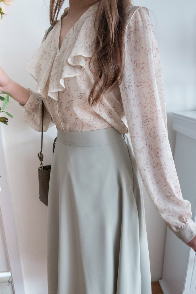 Silk Smooth 四色絲滑質料顯瘦傘形長裙, Skirt/ SK8673 (Ivory/black sold out)