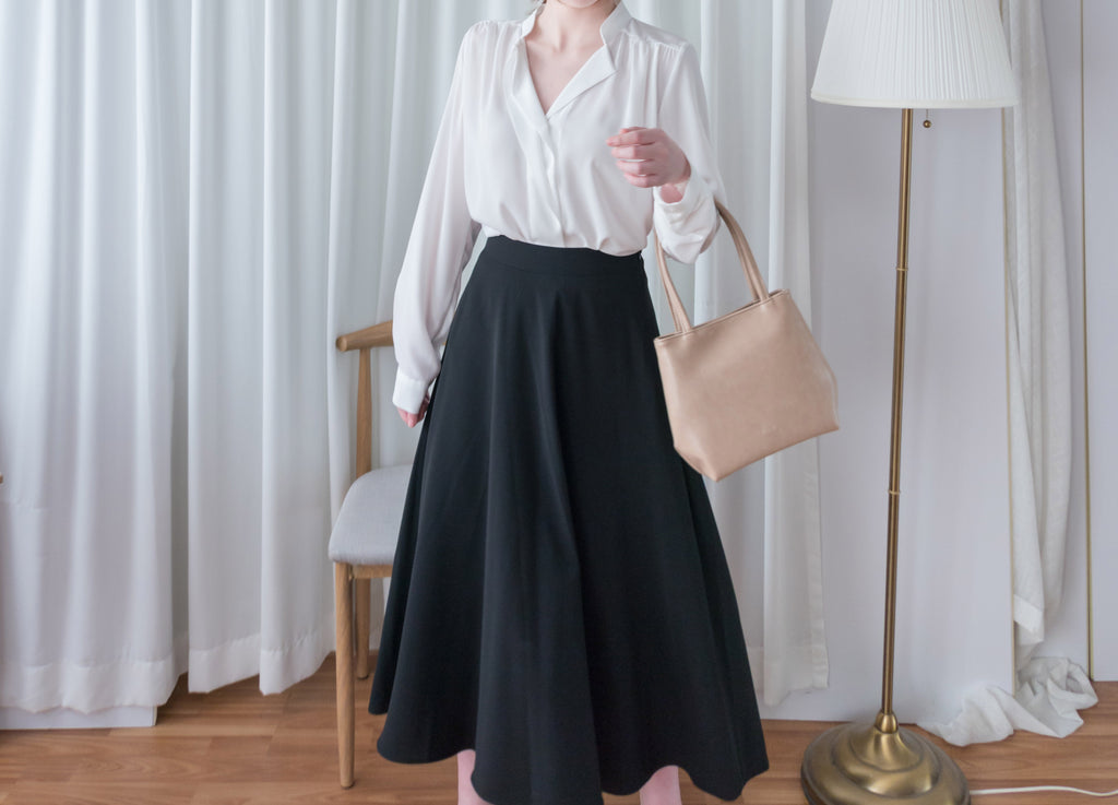 Silk Smooth 四色絲滑質料顯瘦傘形長裙, Skirt/ SK8673 (Ivory/black sold out)