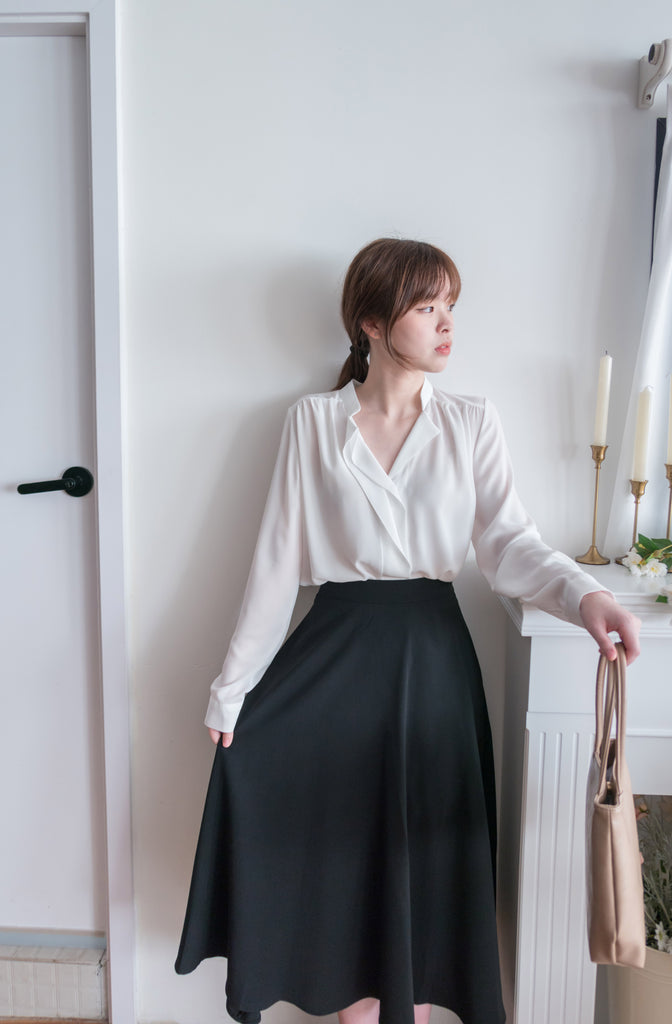 Silk Smooth 四色絲滑質料顯瘦傘形長裙, Skirt/ SK8673 (Ivory/black sold out)