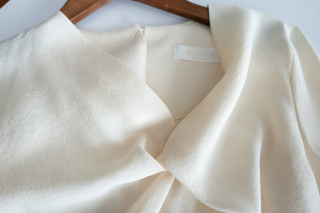 Twist V 小復古高質感扭紋領口, Blouse/ BU8859 (lightbeige sold out)