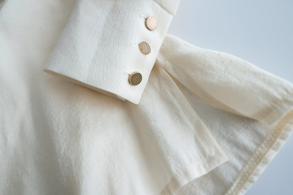 Twist V 小復古高質感扭紋領口, Blouse/ BU8859 (lightbeige sold out)