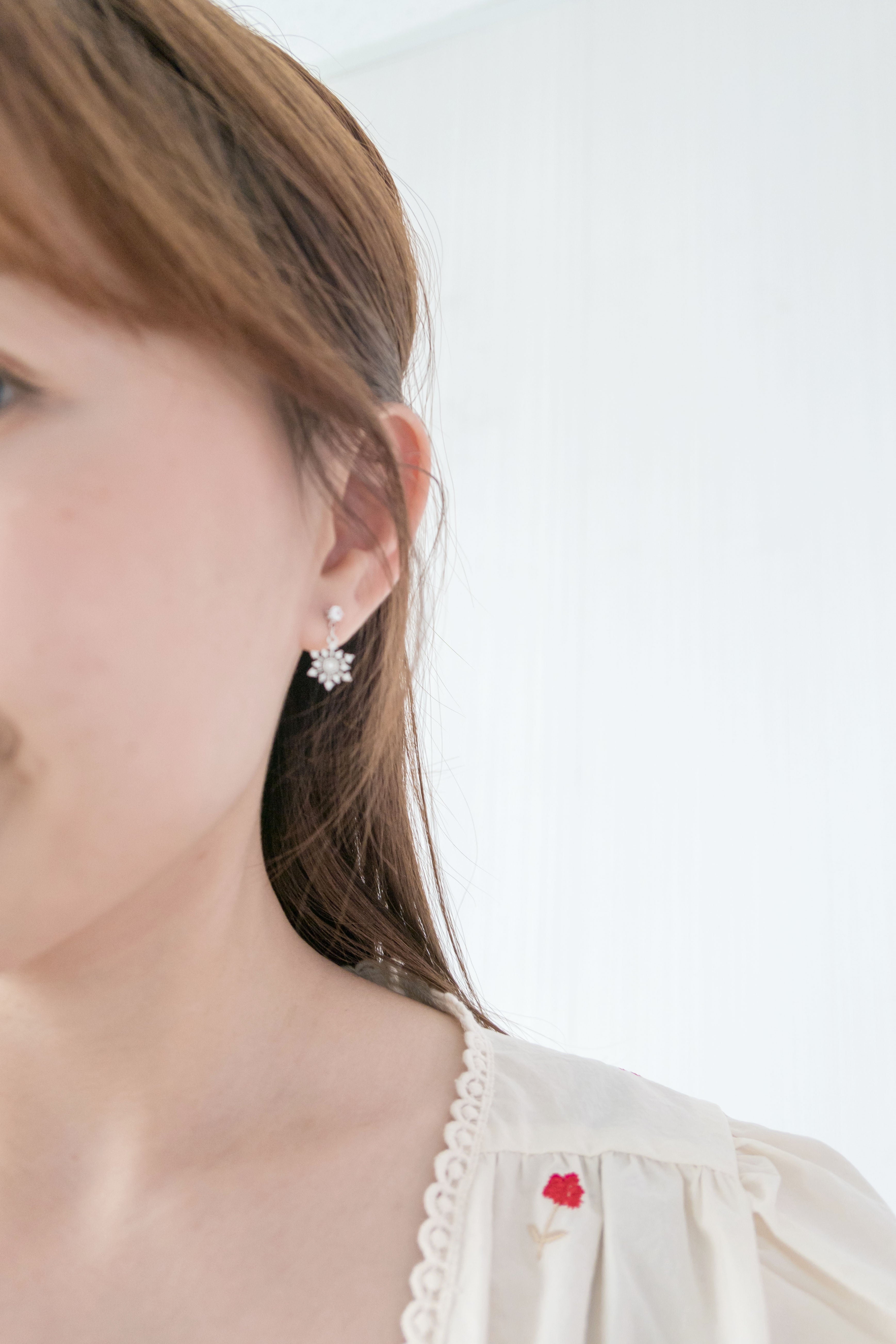 Falling Snow, Earrings/ ER8282