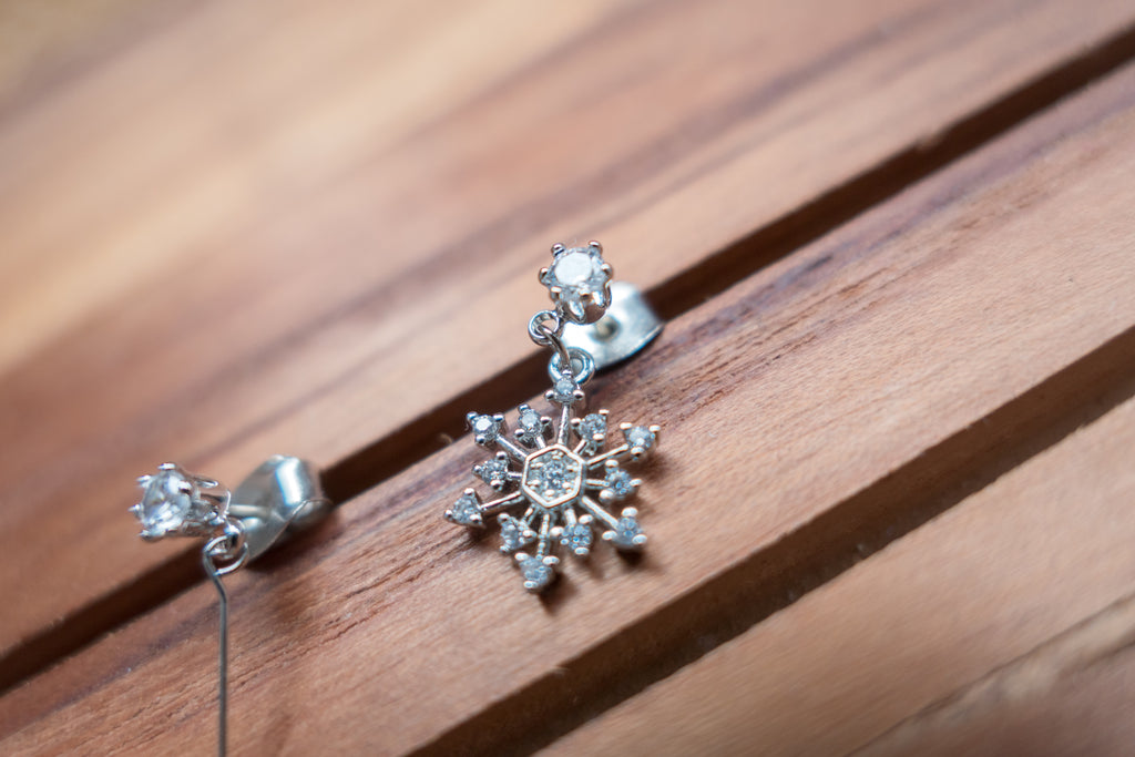 Falling Snow, Earrings/ ER8282
