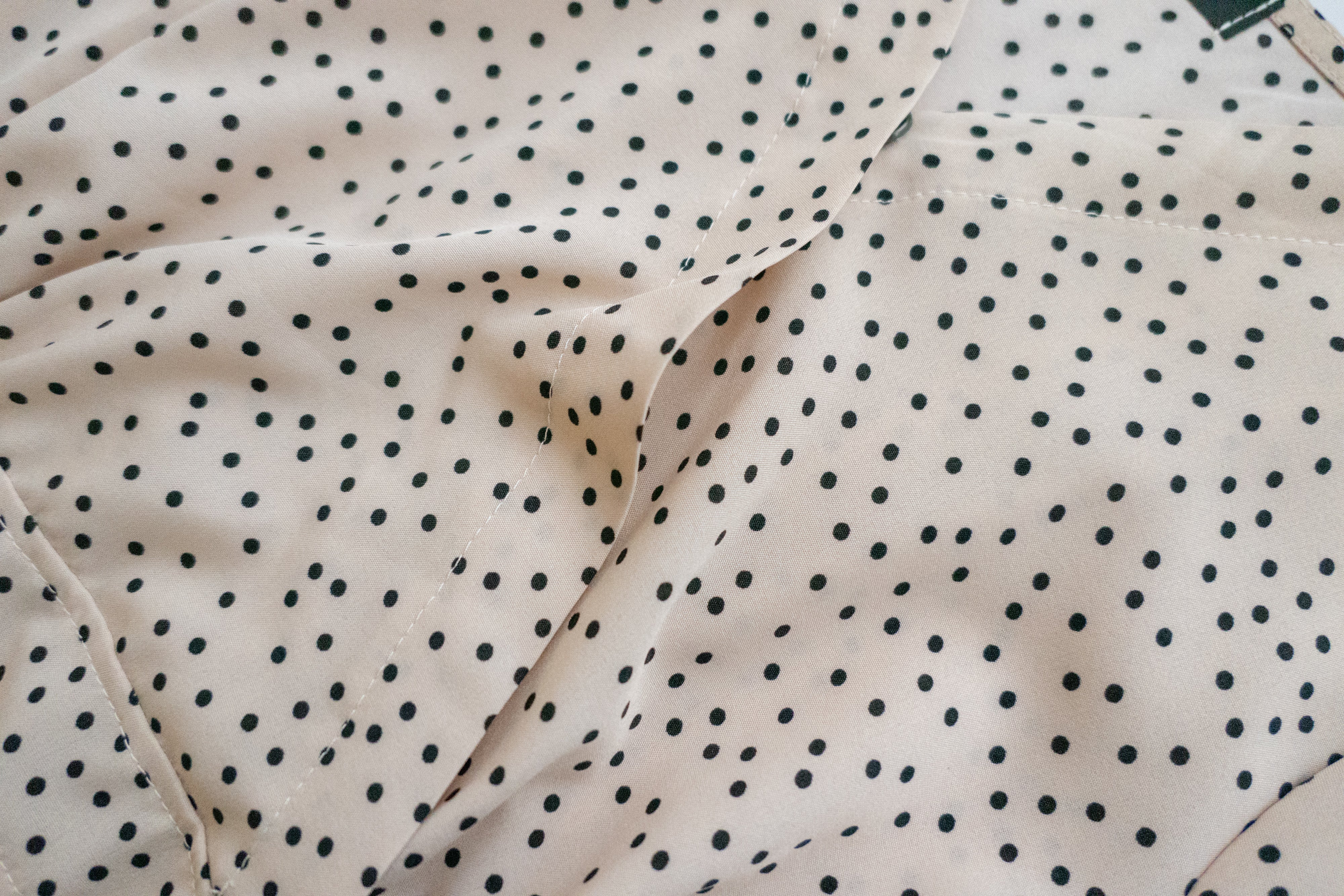 Ruffle Dot 象牙白法式點點疊領後橡筋傘裙, Dress/ DS9189