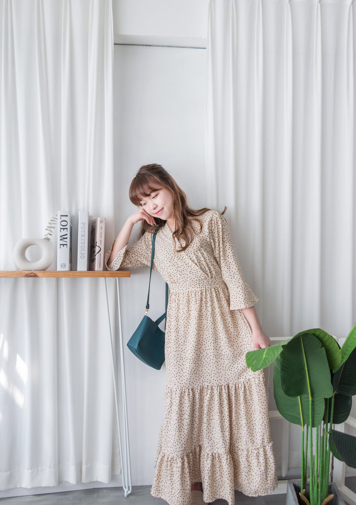 Ruffle Dot 象牙白法式點點疊領後橡筋傘裙, Dress/ DS9189