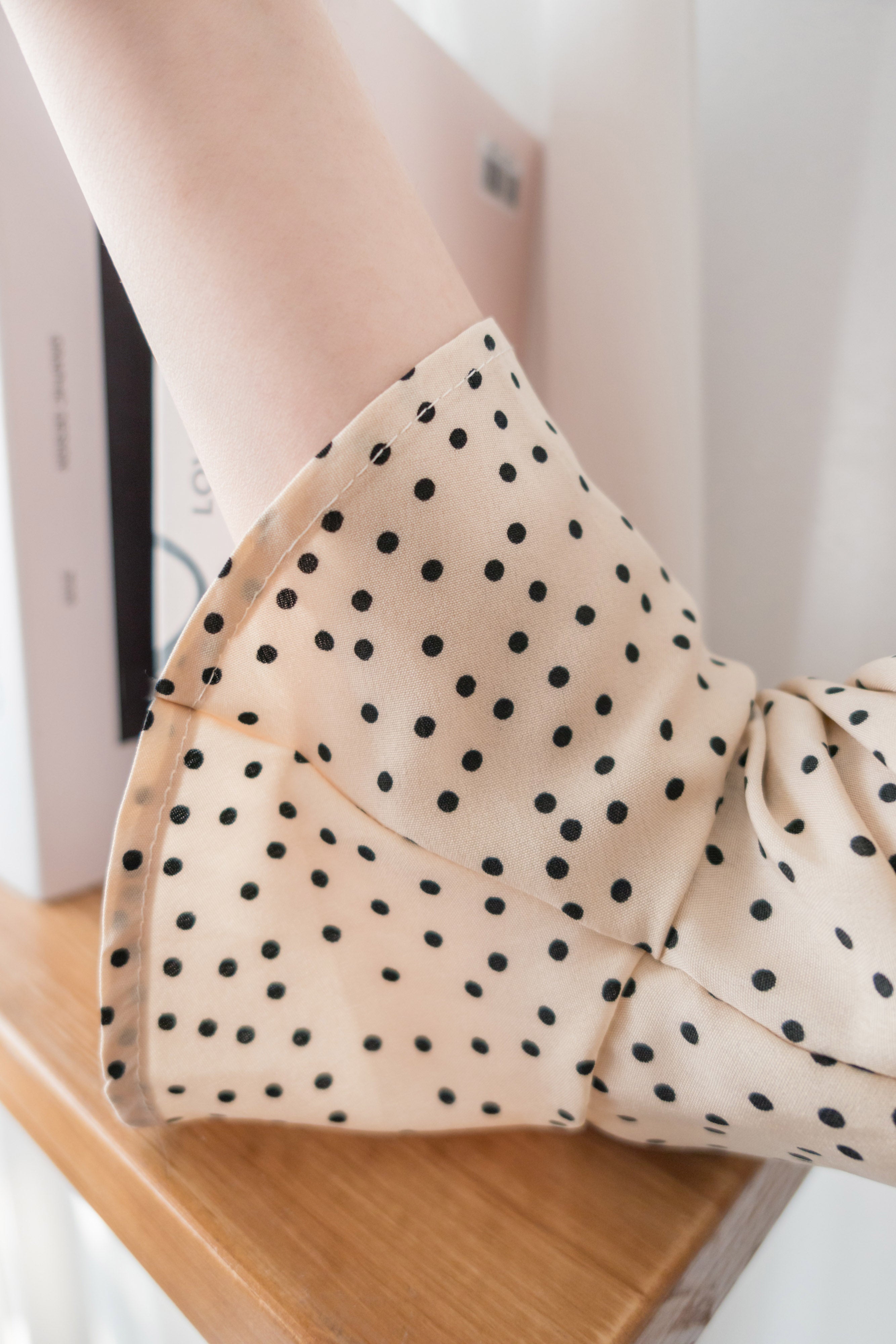 Ruffle Dot 象牙白法式點點疊領後橡筋傘裙, Dress/ DS9189