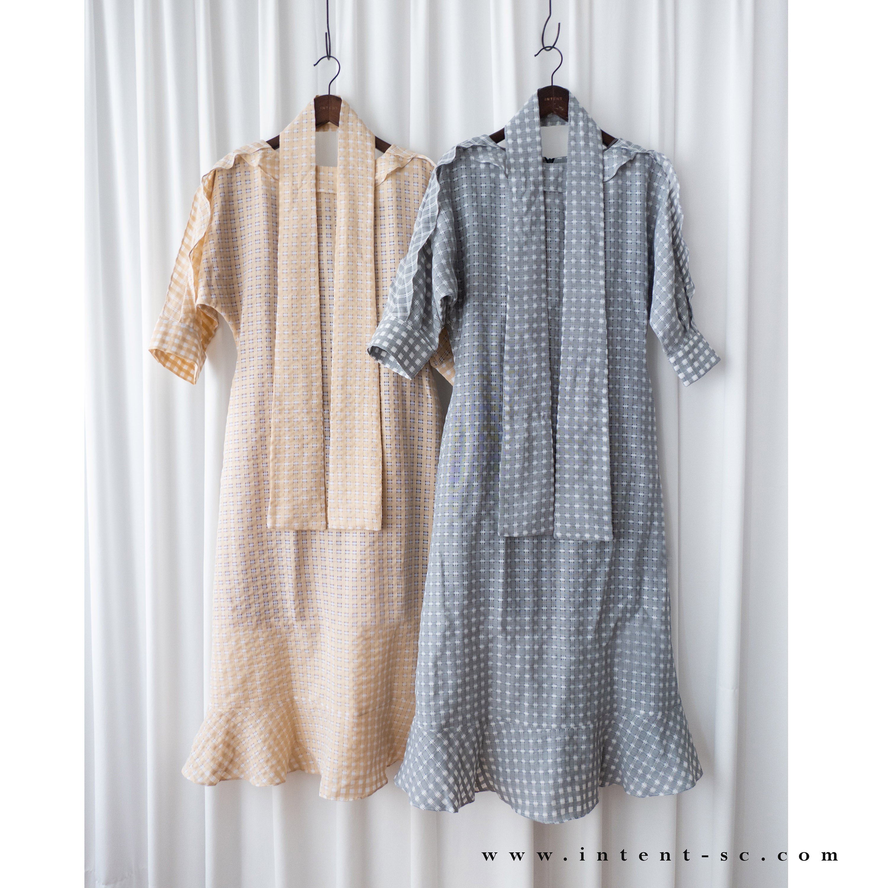 Elegant Check 細緻船領荷葉邊織格紋連身裙, Dress/ DS9193 (light yellow soldout)
