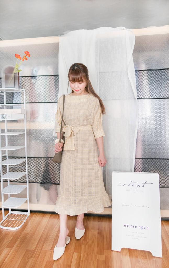 Elegant Check 細緻船領荷葉邊織格紋連身裙, Dress/ DS9193 (light yellow soldout)