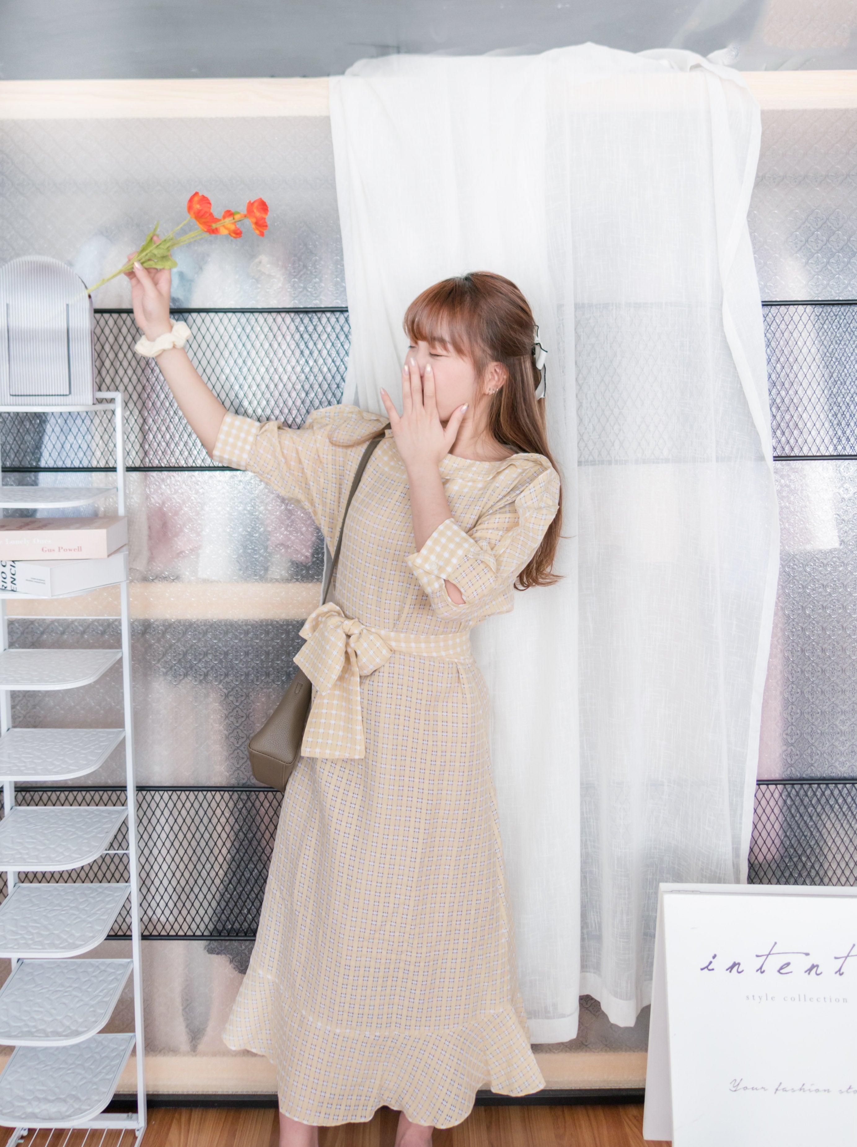 Elegant Check 細緻船領荷葉邊織格紋連身裙, Dress/ DS9193 (light yellow soldout)