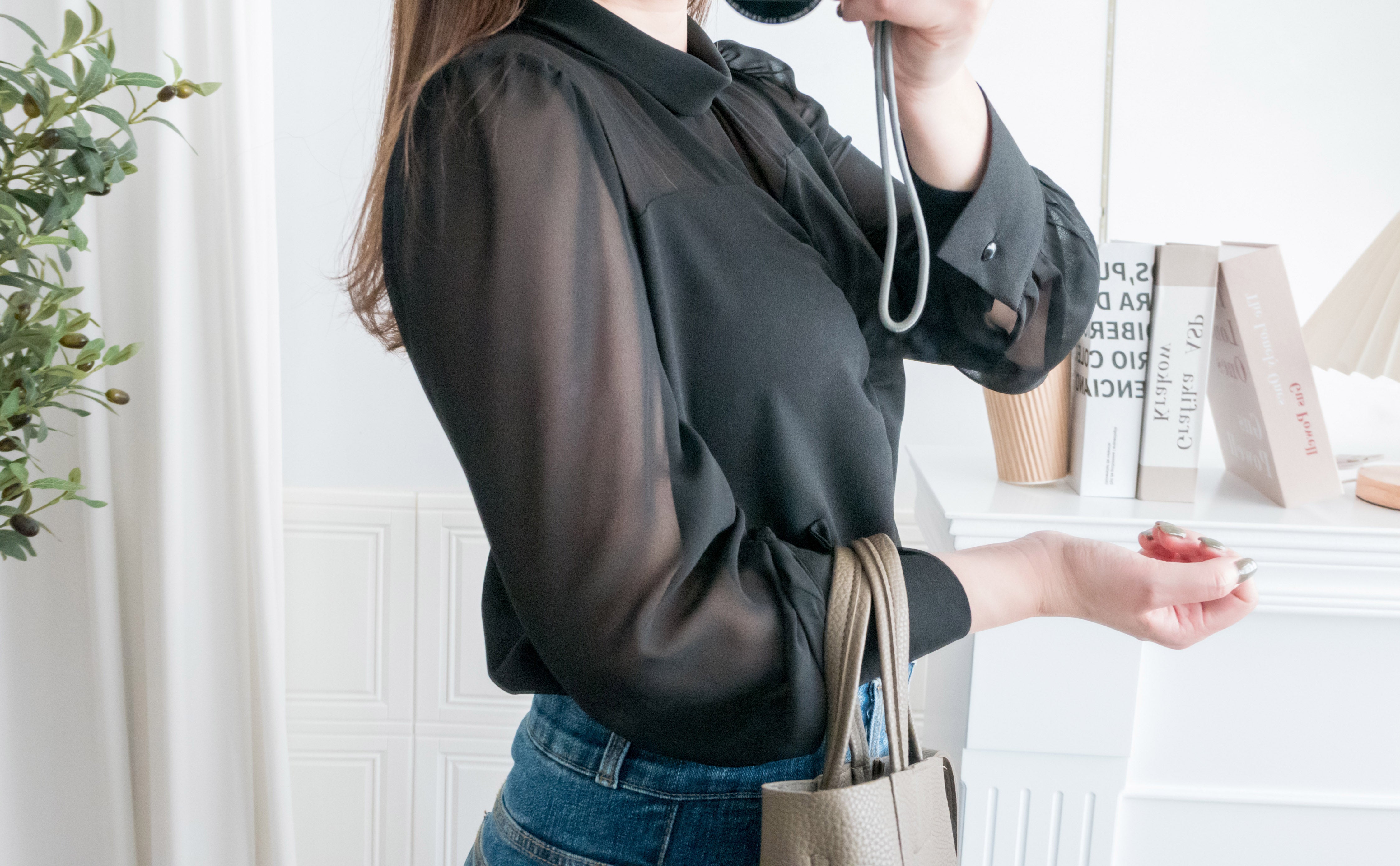 Dating 黑色拼接寬鬆圓領車皺胸口, Blouse/ BU8909
