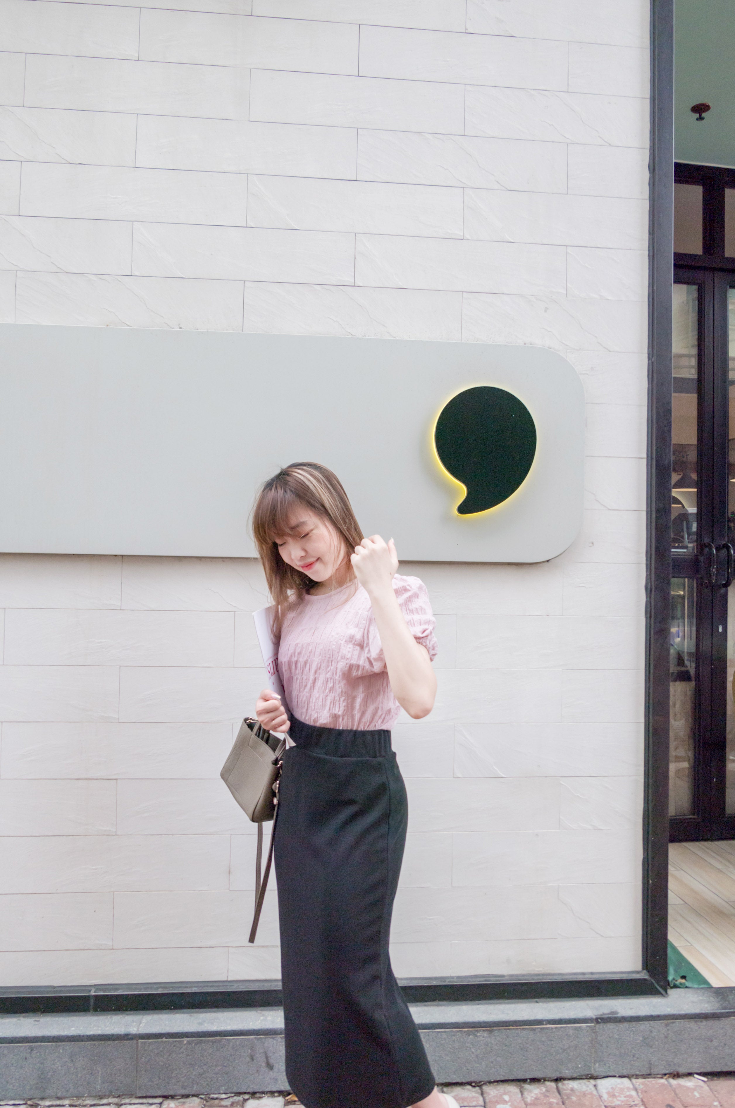 Lady Elastic 彈性直身簡約斯文後開叉半身裙, Skirt / SK8689 (black sold out)