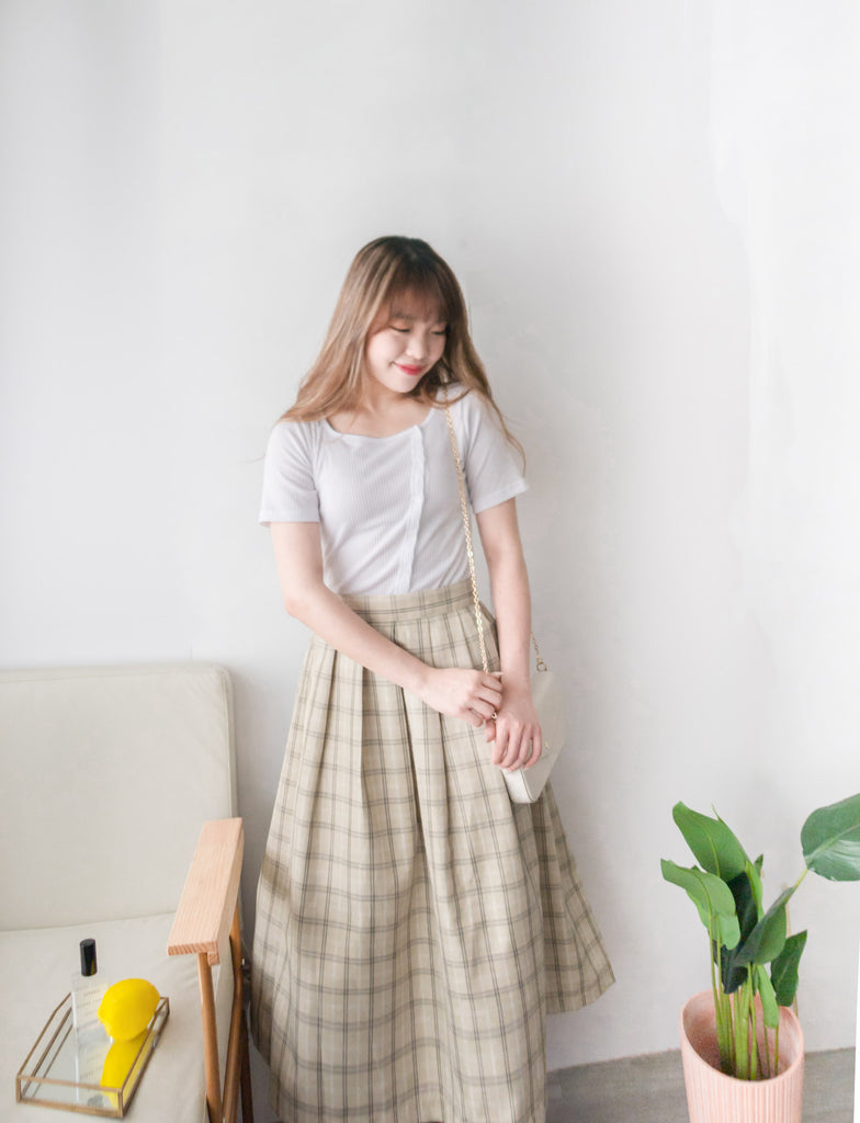 Asymmetric 寬方領斜排鈕扣彈性, Top/ TP8853