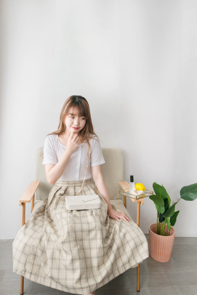 Asymmetric 寬方領斜排鈕扣彈性, Top/ TP8853