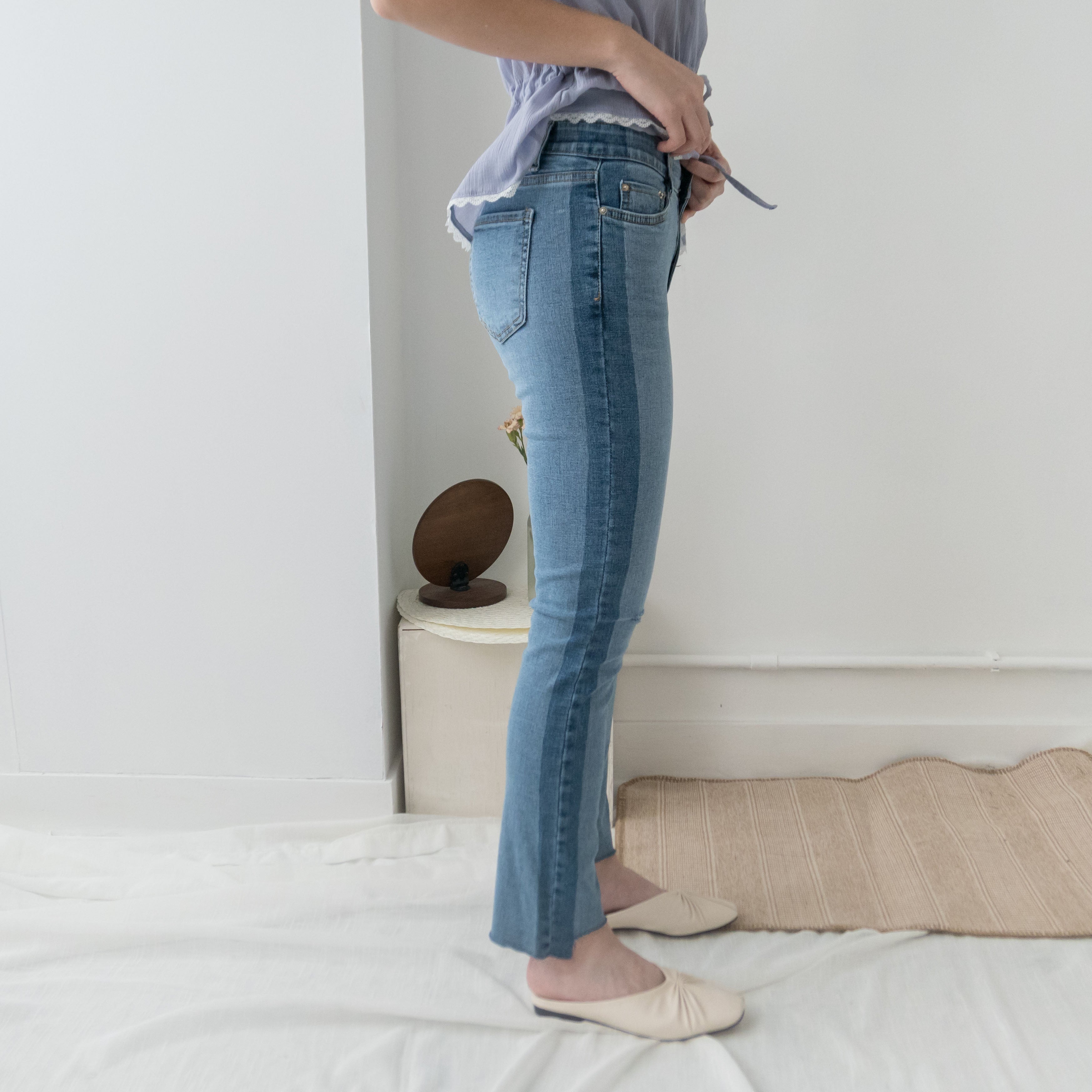 Side border 全條彈性低調小破洞雙色牛仔褲, Jeans/ PT8281