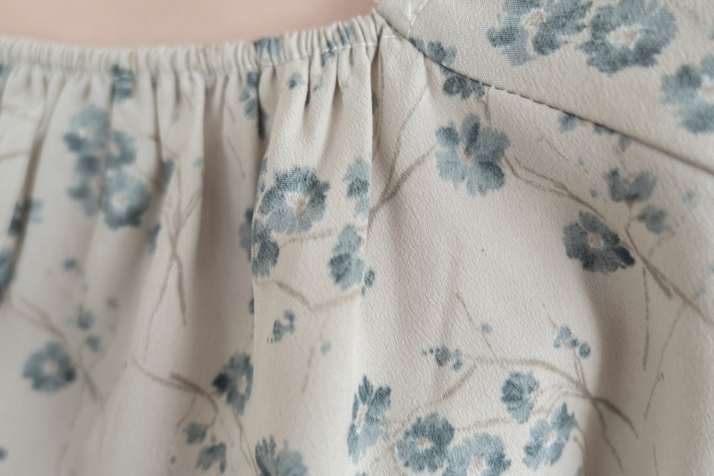 Branches 顯瘦氣質水彩花枝雙橡筋修腰, Blouse/ BU8612