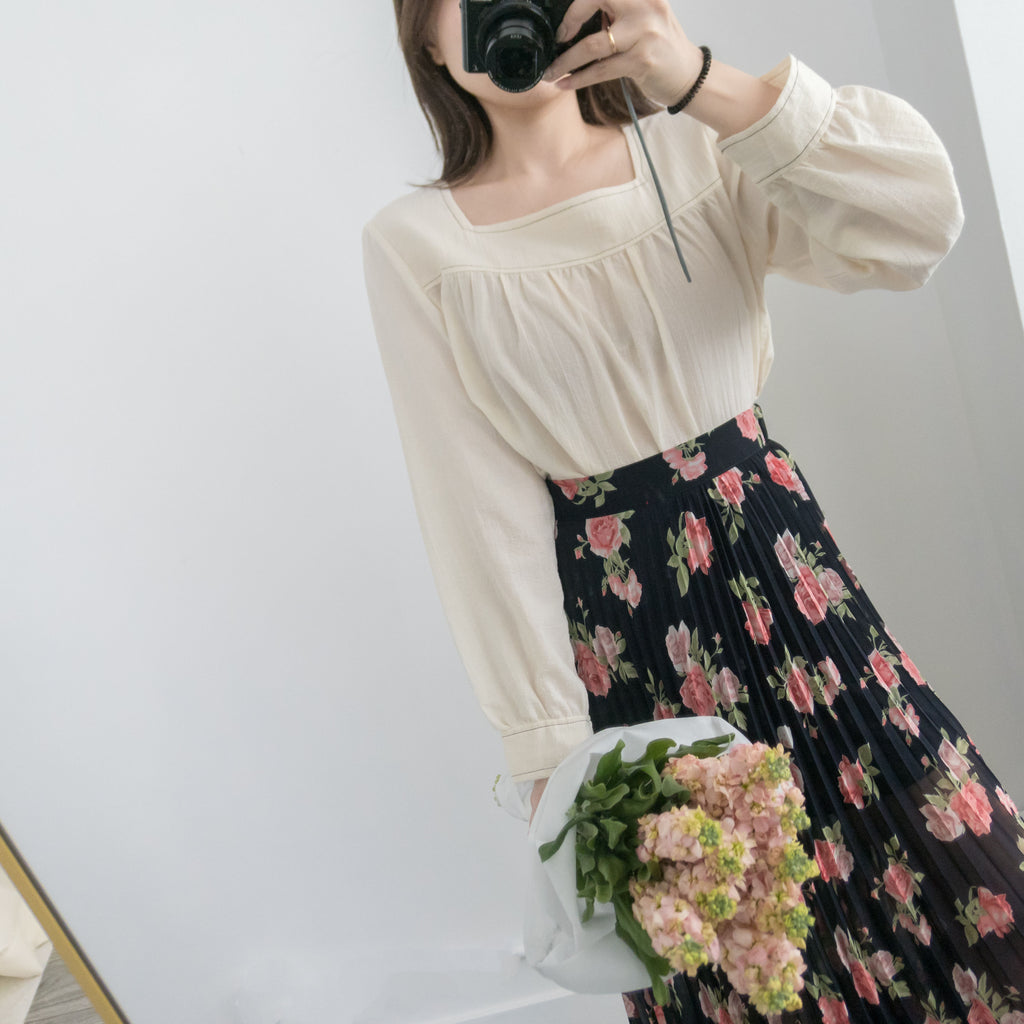 Passionate Rose 深藍色玫瑰印花層次感百褶裙, Skirt/ SK8349