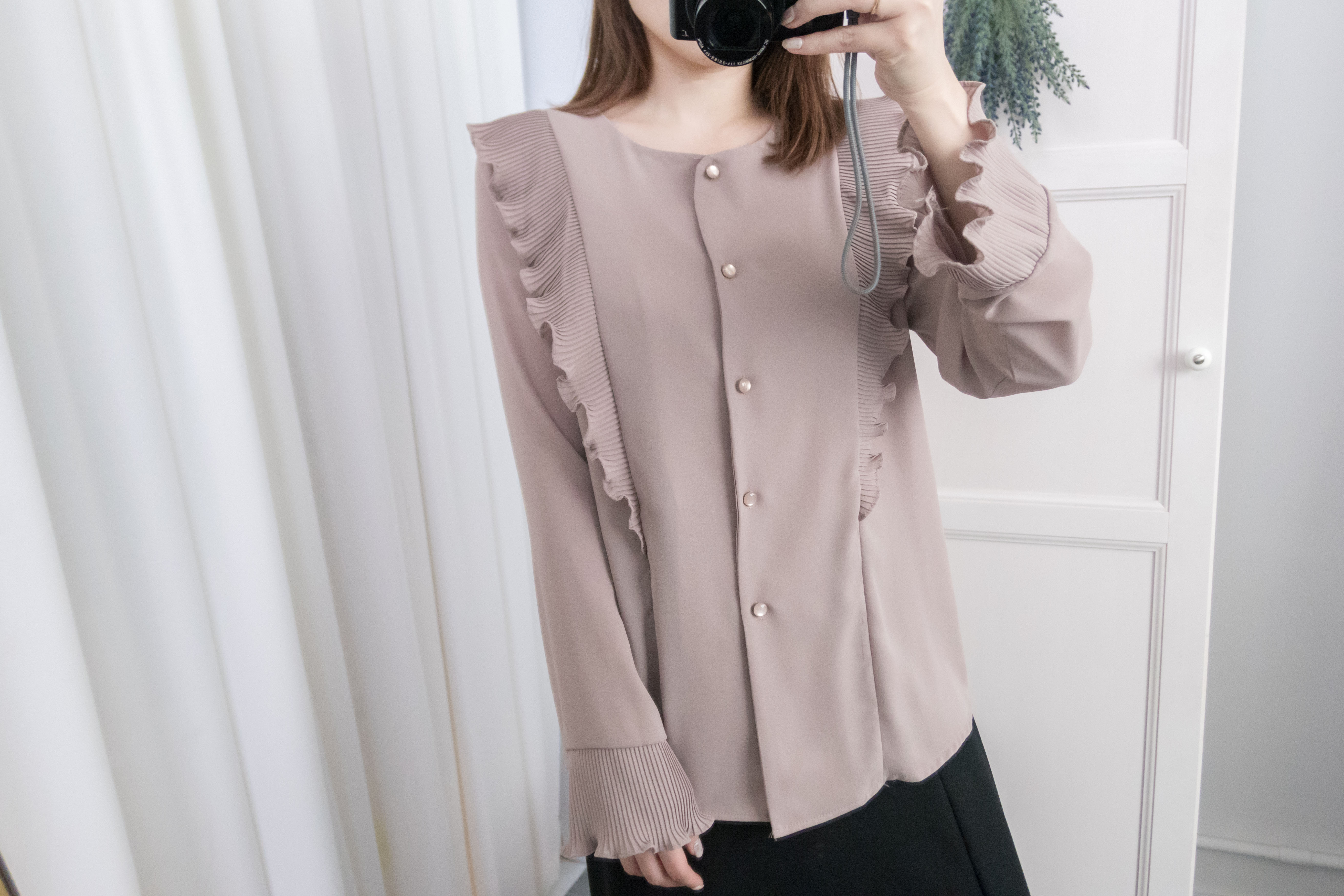 Ruffle 粉杏雪紡百褶波浪衫身手袖, Blouse/ BU8623