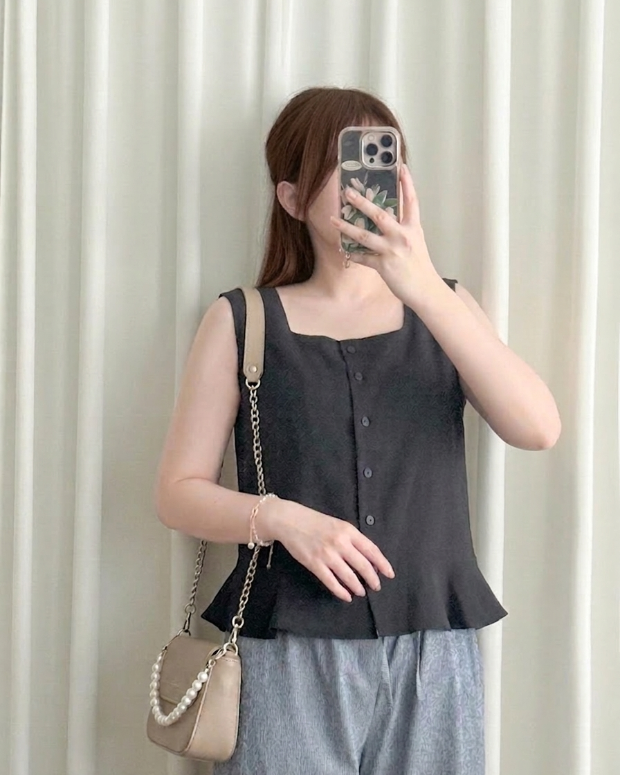 Sleeveless Square Neck Top 方領無袖細荷葉衣尾雪紡上衣/ BU9113
