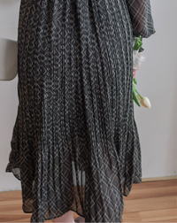 (限定熱賣重開❗) Rhombus Chiffon Dress 菱格雙百褶側束腰顯瘦連身裙/ DS9797 (pre-order 2月13日截單)