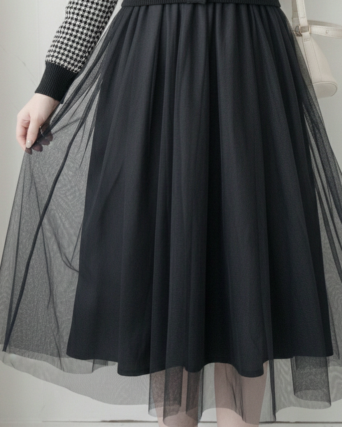 【現貨限量回歸 新增𝔹𝕝𝕒𝕔𝕜 ✨】COCO Dress 優雅千鳥格紋黑色紗裙假兩件連身裙/ DS1033