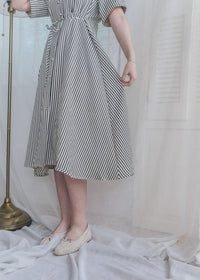 [限量現貨回歸] Stripe Dress 條紋V領連身裙/ DS9931