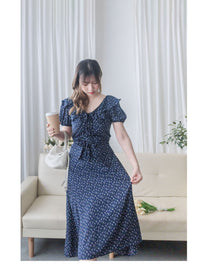 [限量現貨回歸 White］Ruffle Collar Floral Dress  V領荷葉邊碎花顯瘦連身裙/ DS9950